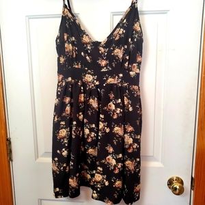 Super cute Shein black floral zip up dress. Adjustable spaghetti straps. Small.